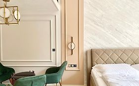 Carlsbad Promenade Residence Michal By Livingclub